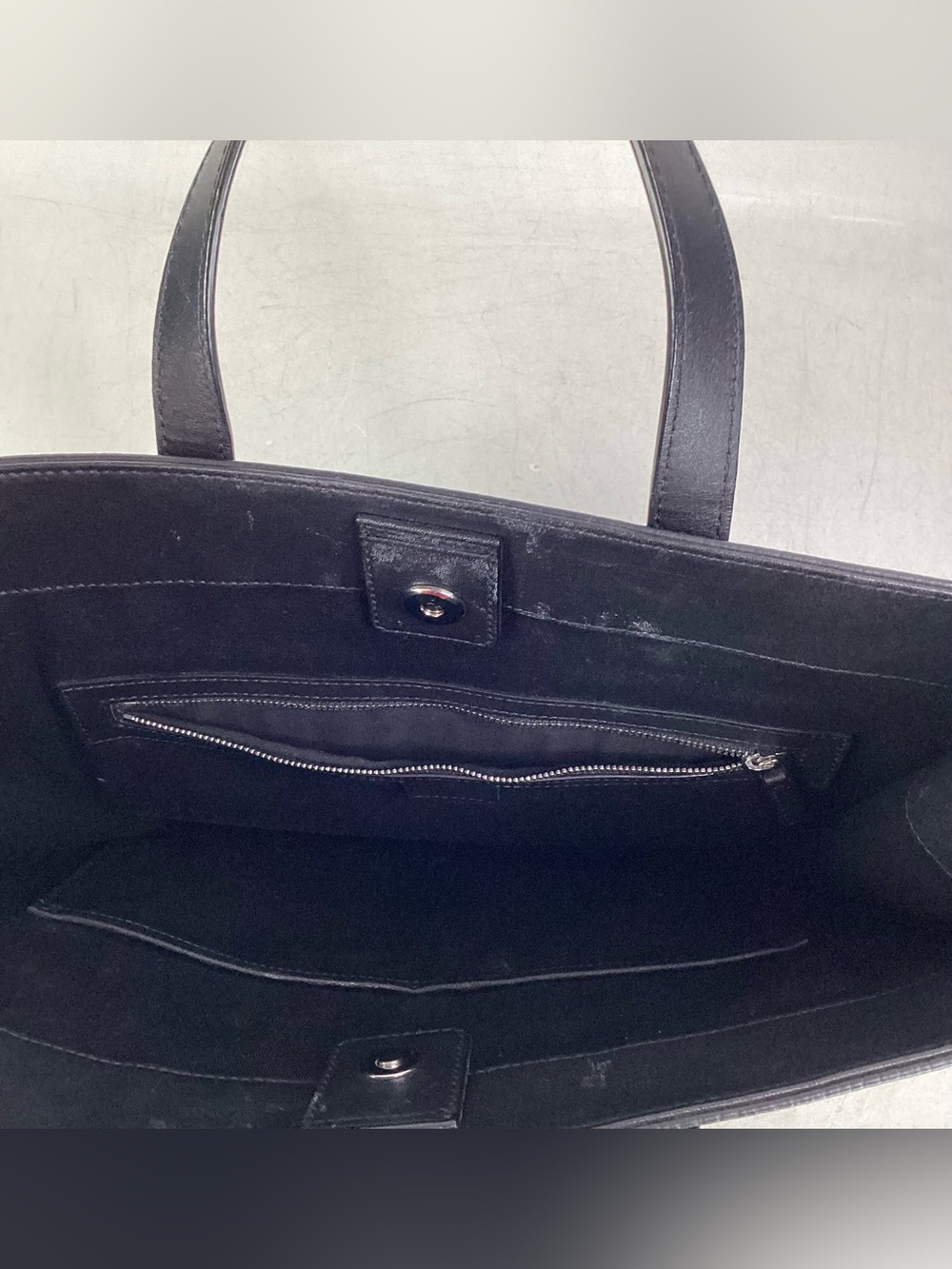 MCM Black Visetos Coated Canvas Tote Bag with Shoulder Strap Authenticated - Picture 8 of 11